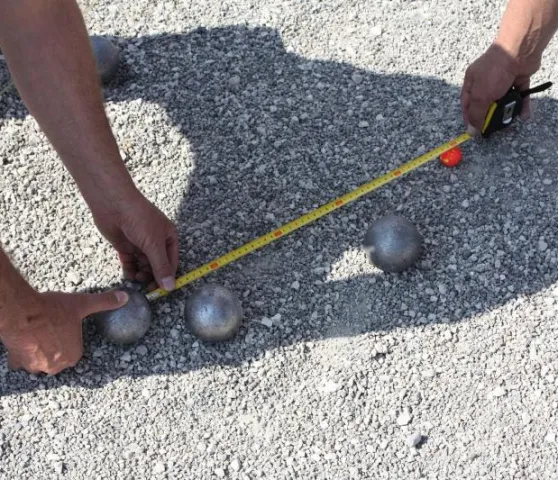 Boule (Foto: Jürgen Terdenge)